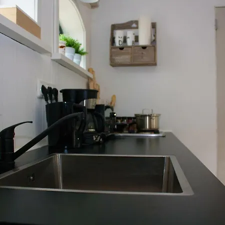 Apartment De Lindebloesem Rhenoy